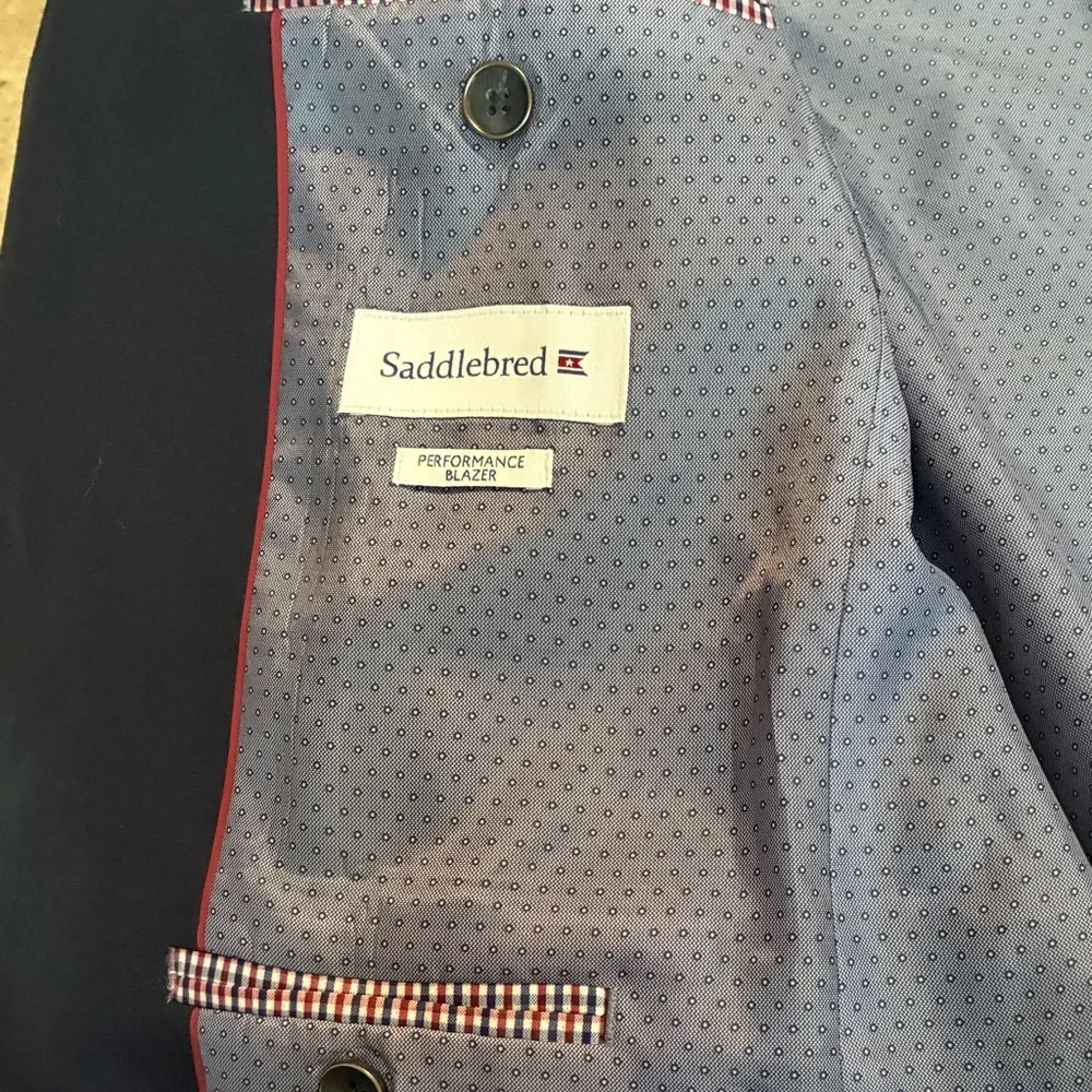 Saddlebred Classic Navy Men's Blazer Size 36R Excellent condition. 2 Button